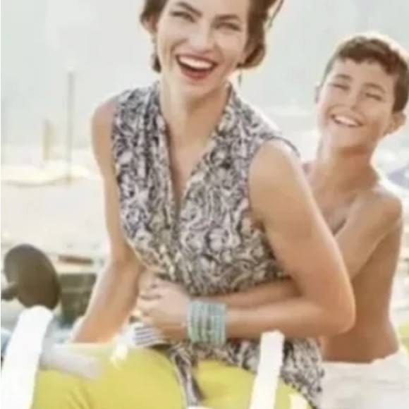 Cabi Plaza Blouse # 5038 - Picture 4 of 6